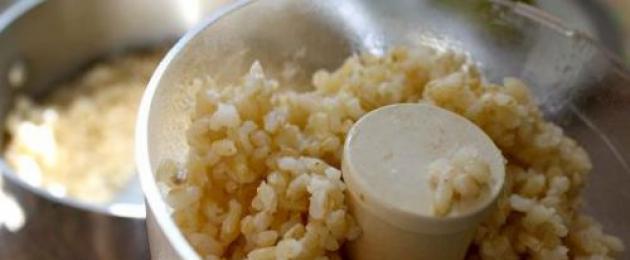 Как сделать рисовую кашу для грудничка. Рисовая каша – источник всего самого необходимого для развития и роста грудничка. Когда вводить рис в прикорм
