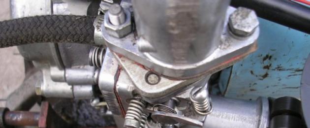 DIYモトブロック修理、モーターカルチベーター：エンジン、キャブレター