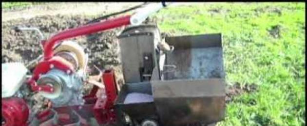 ウォークビハインドトラクター用の日曜大工のジャガイモプランター：図面、ビデオ