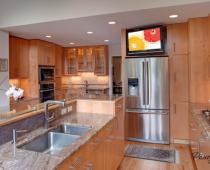 Da li je moguće u kuhinji staviti TV na frižider?Da li je moguće staviti TV na frižider Liebherr