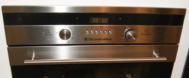 Какие духовки электрические лучше. Как выбрать встраиваемый электрический духовой шкаф? Какой фирмы электрический встраиваемый духовой шкаф лучше взять – отзывы и рейтинг ТОП10