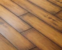 Πώς να τοποθετήσετε laminate σε ξύλινο πάτωμα;