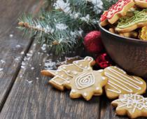 新年のジンジャーブレッドクッキー - 飾りにもお土産にも、そしてシンプルにおいしい！
