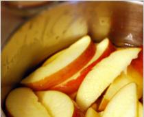 Рецепт компота из свежих яблок
