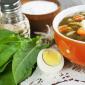 スイバのスープ: 古典的なスイバのスープのレシピ
